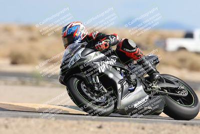 media/Nov-16-2025-Race Pace (Sun) [[8c5fa54630]]/Verified Riders/9-Turn 16 (150pm)/